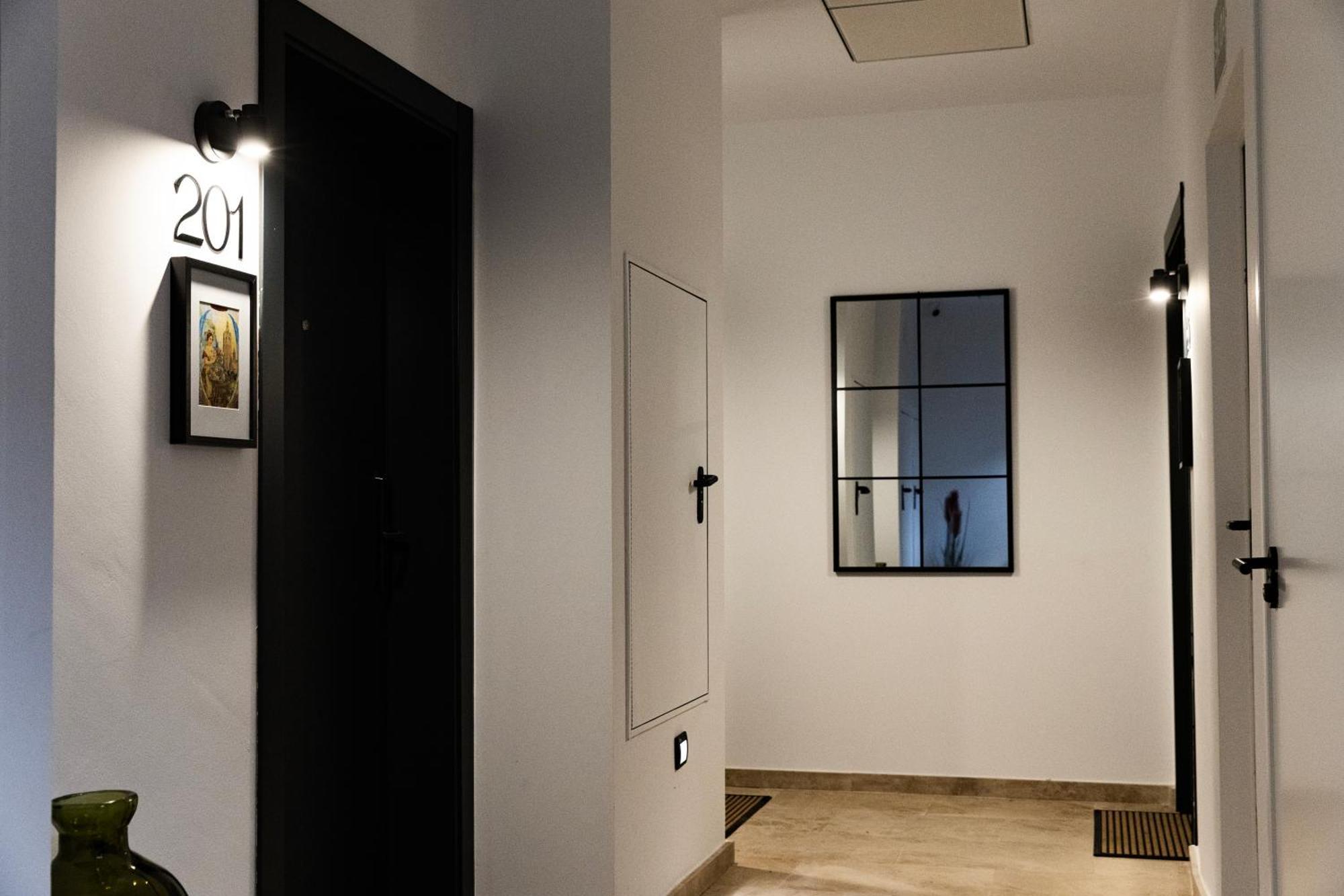 Demetrio By Alma Suites Βαλένθια Εξωτερικό φωτογραφία